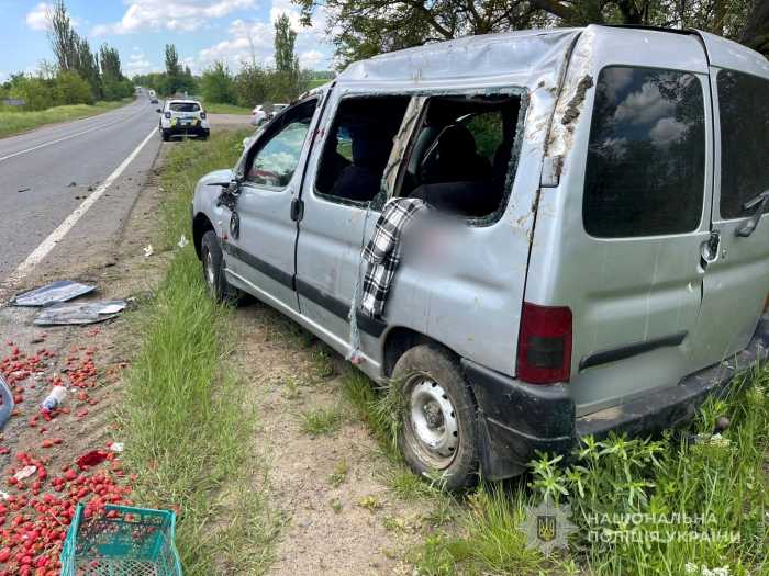 У ДТП постраждали діти: на трасі Одеса – Рені зіткнулися Peugeot та KIA