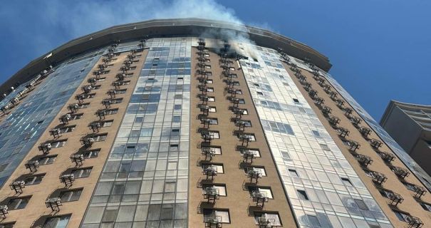 Атака на Одесу: РФ поцілила у житловий будинок, двоє постраждалих у лікарні