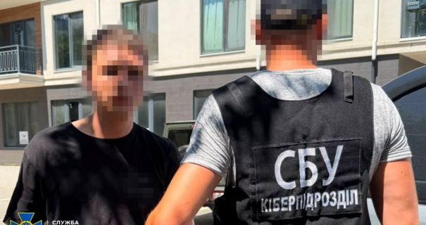СБУ затримала російського "крота" у ЗСУ на Одещині, що коригував ворожі удари