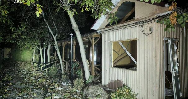 Атака на Одещину: 11 будинків на базах відпочинку зазнали пошкоджень
